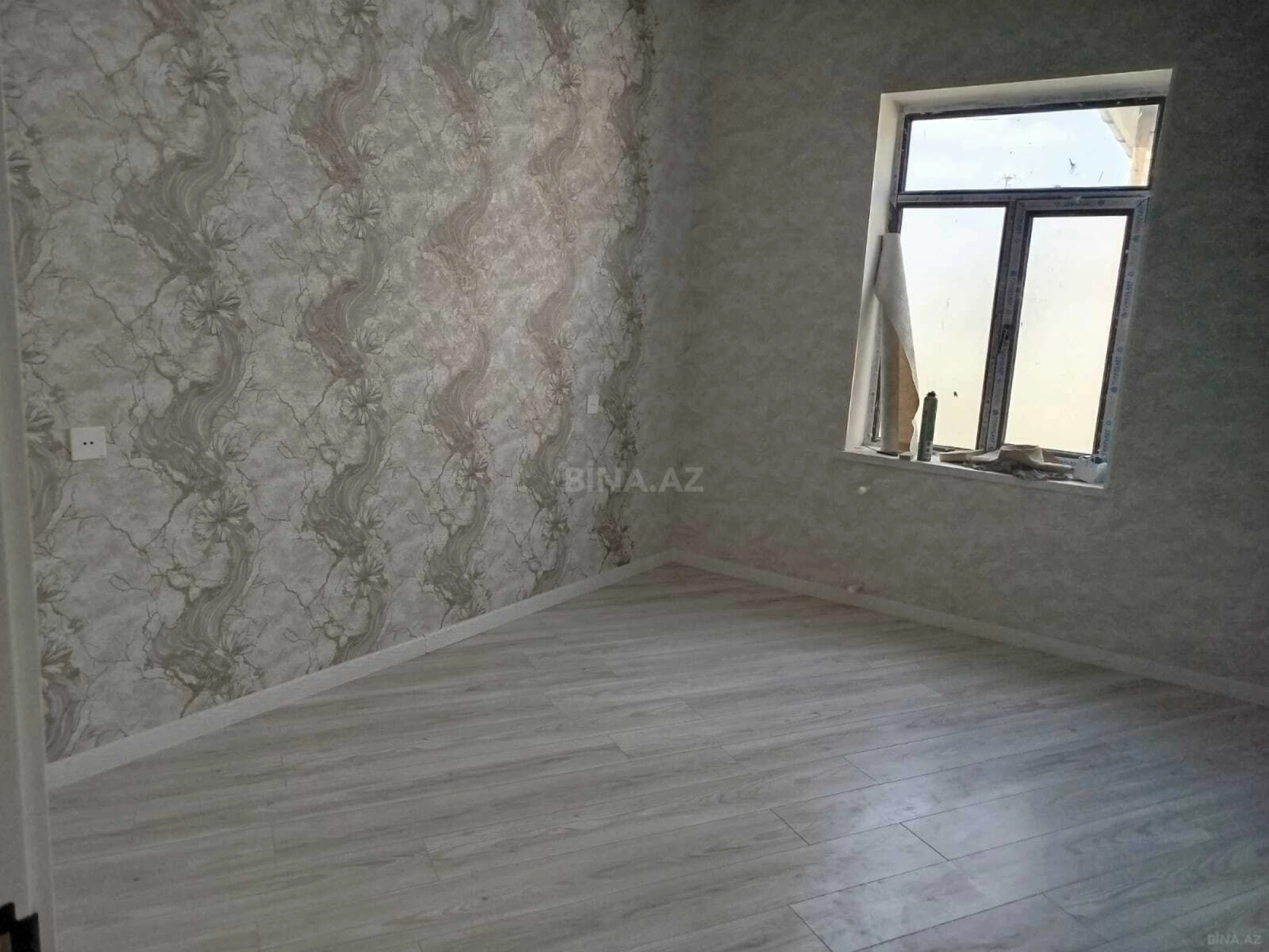 Satılır 5 otaqlı həyət evi 170 m²