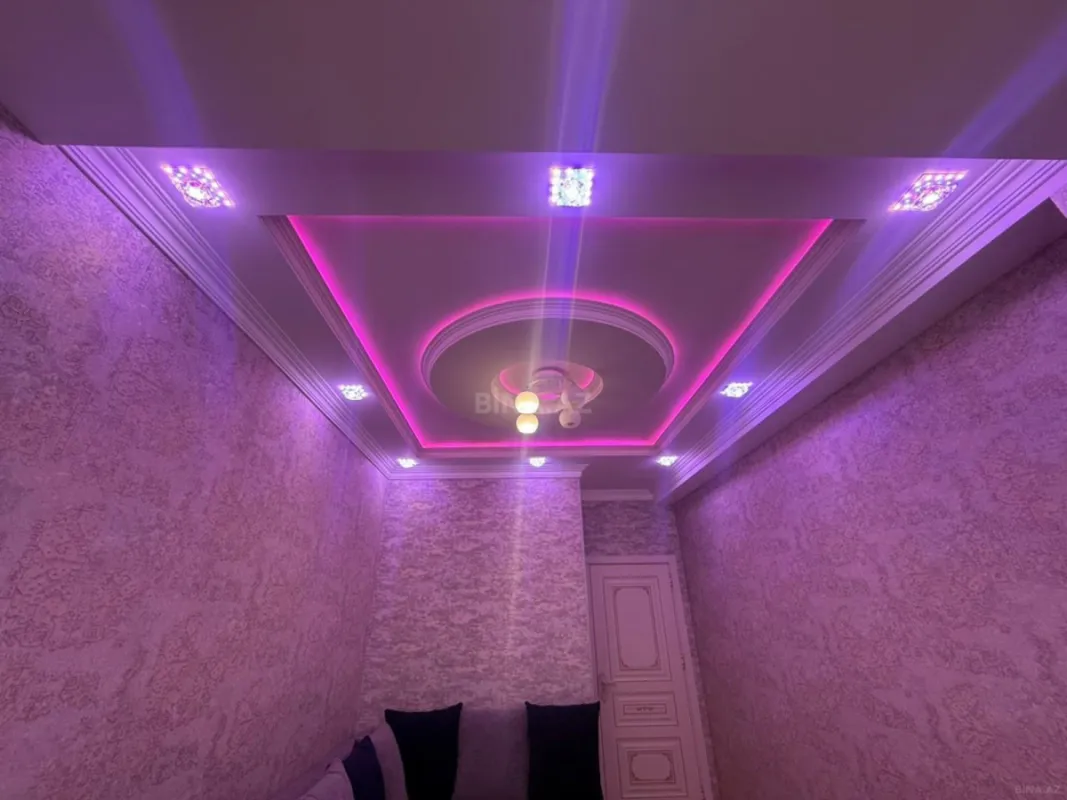 Kirayə verilir 2 otaqlı mənzil 55 m²