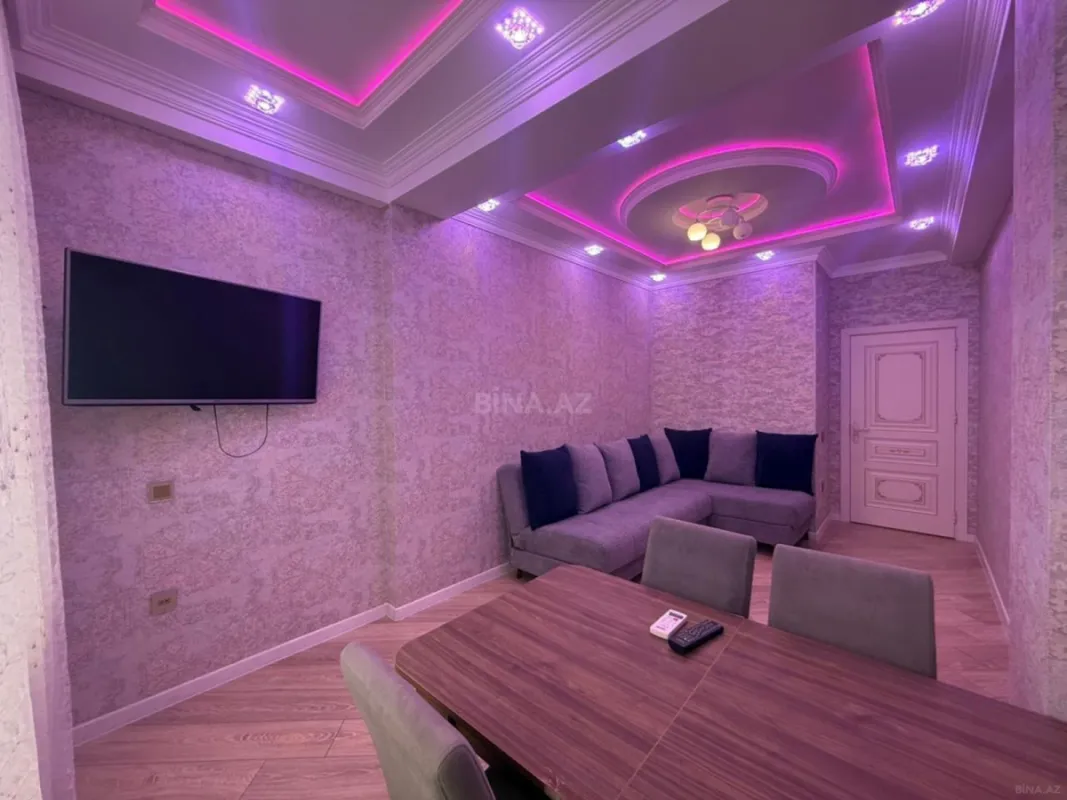 Kirayə verilir 2 otaqlı mənzil 55 m²