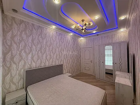 Kirayə verilir 2 otaqlı mənzil 55 m²