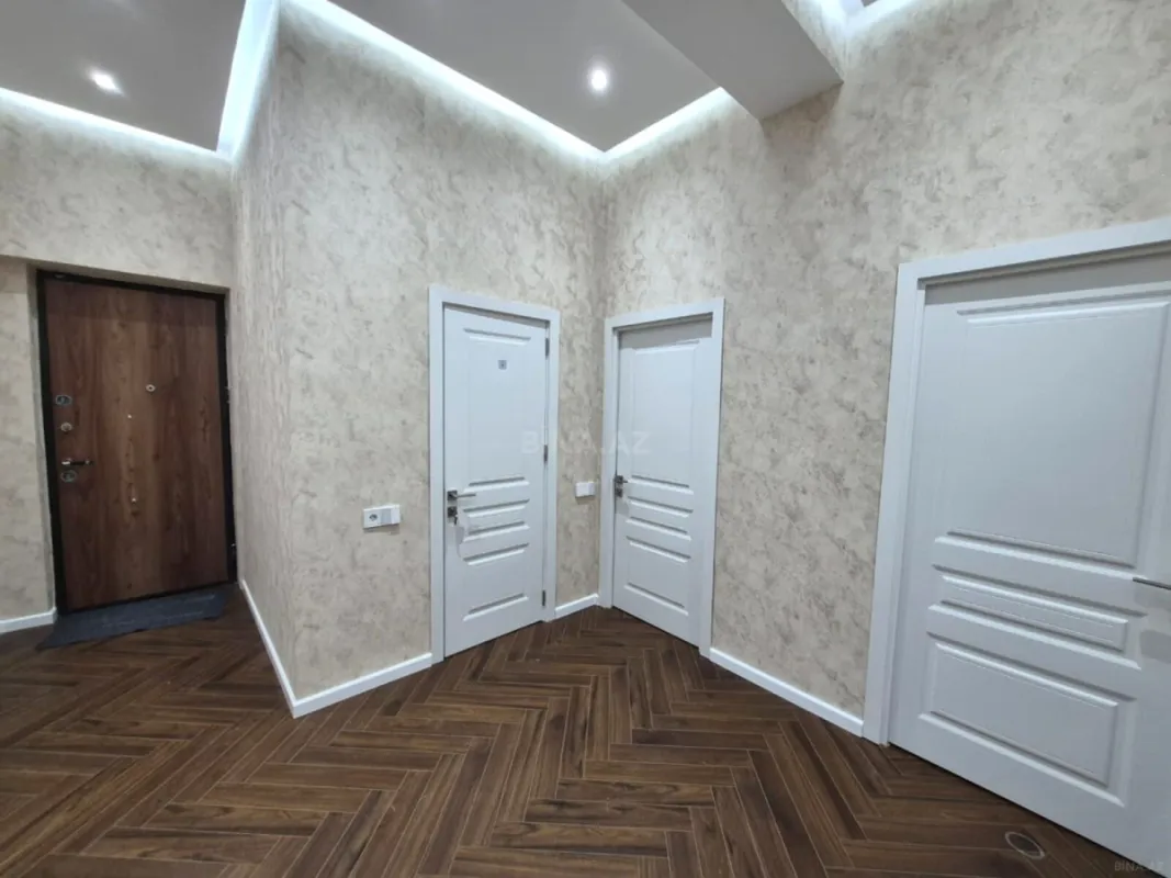 Satılır 2 otaqlı mənzil 90 m²