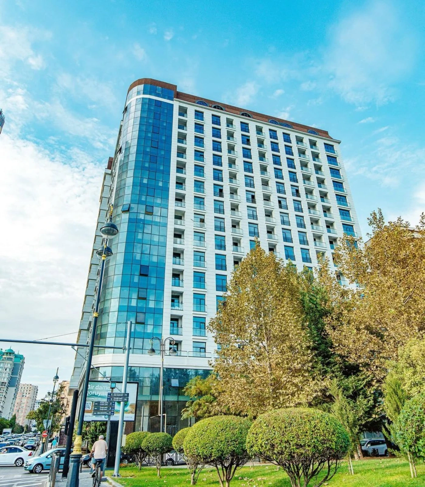 Satılır 2 otaqlı mənzil 74 m²