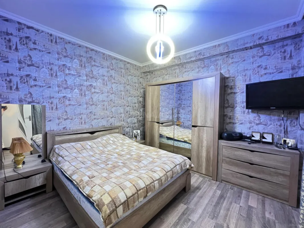 Satılır 3 otaqlı mənzil 100 m²