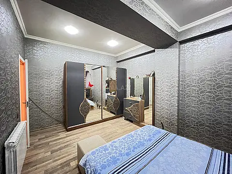 Satılır 3 otaqlı mənzil 100 m²