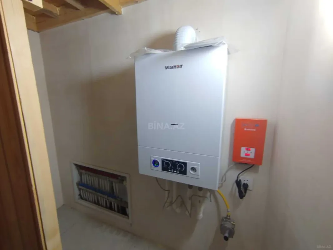 Satılır 5 otaqlı həyət evi 160 m²