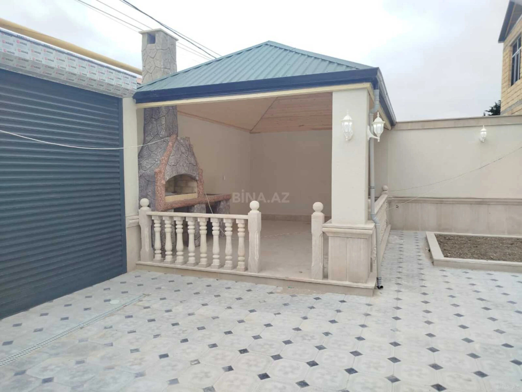 Satılır 5 otaqlı həyət evi 160 m²