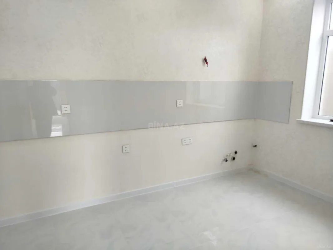 Satılır 5 otaqlı həyət evi 160 m²