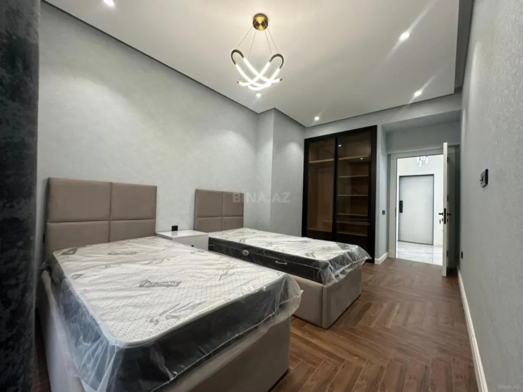 Kirayə verilir 3 otaqlı mənzil 114 m²