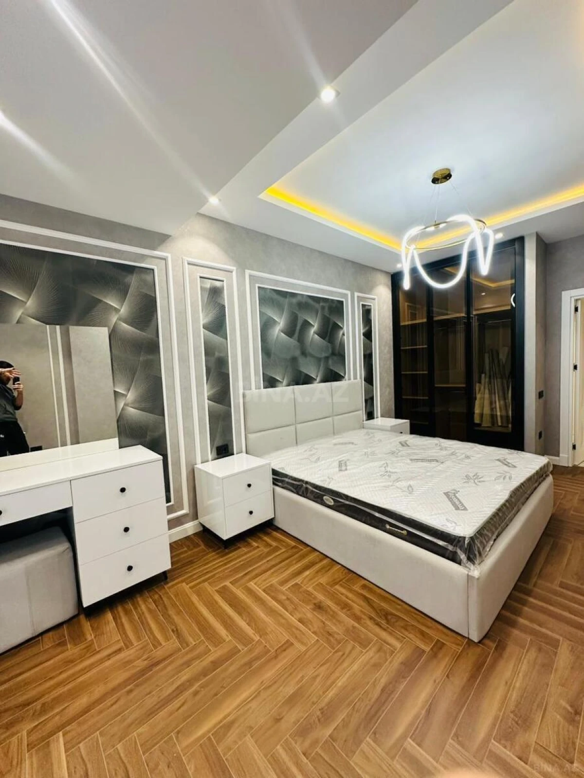 Kirayə verilir 3 otaqlı mənzil 114 m²