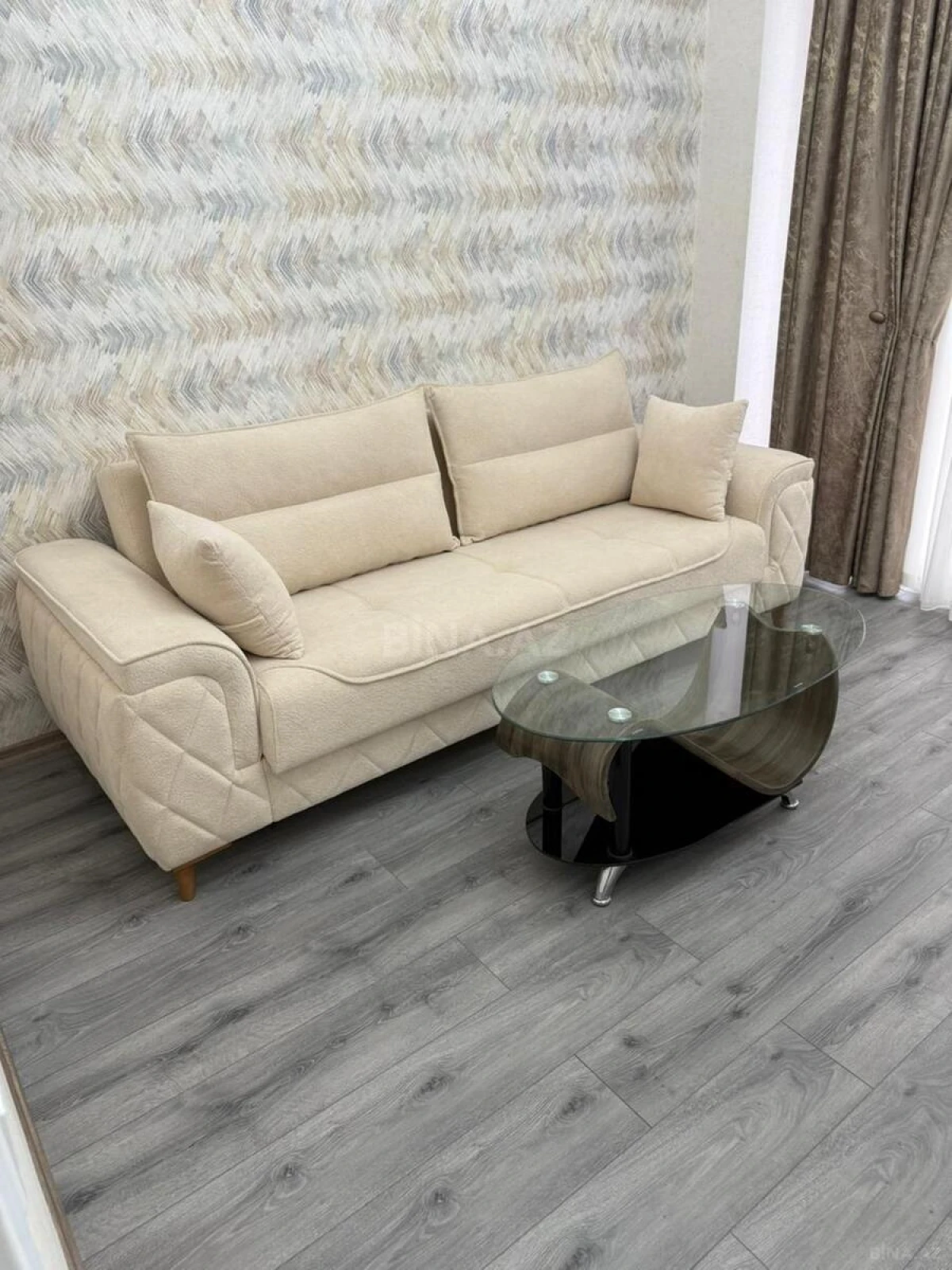 Satılır 2 otaqlı mənzil 58 m²
