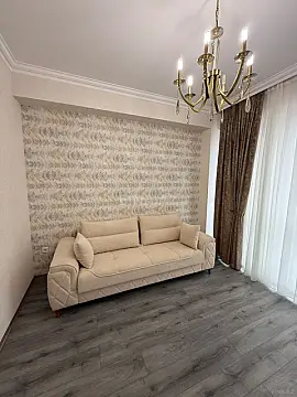 Satılır 2 otaqlı mənzil 58 m²