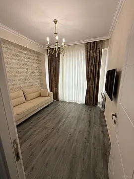 Satılır 2 otaqlı mənzil 58 m²