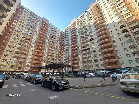 Satılır 4 otaqlı mənzil 161 m² — Bakı, Badamdar 4 otaq 161.00 m²