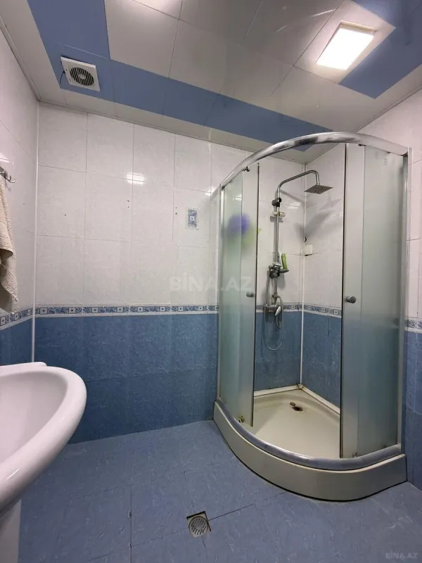Satılır 2 otaqlı mənzil 72 m²