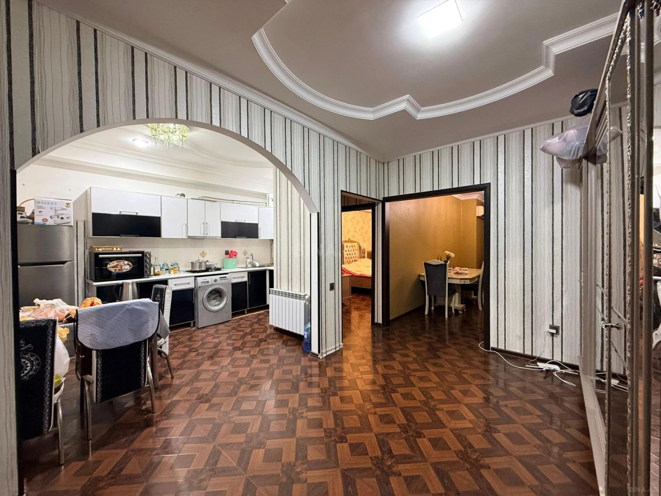 Satılır 2 otaqlı mənzil 72 m²