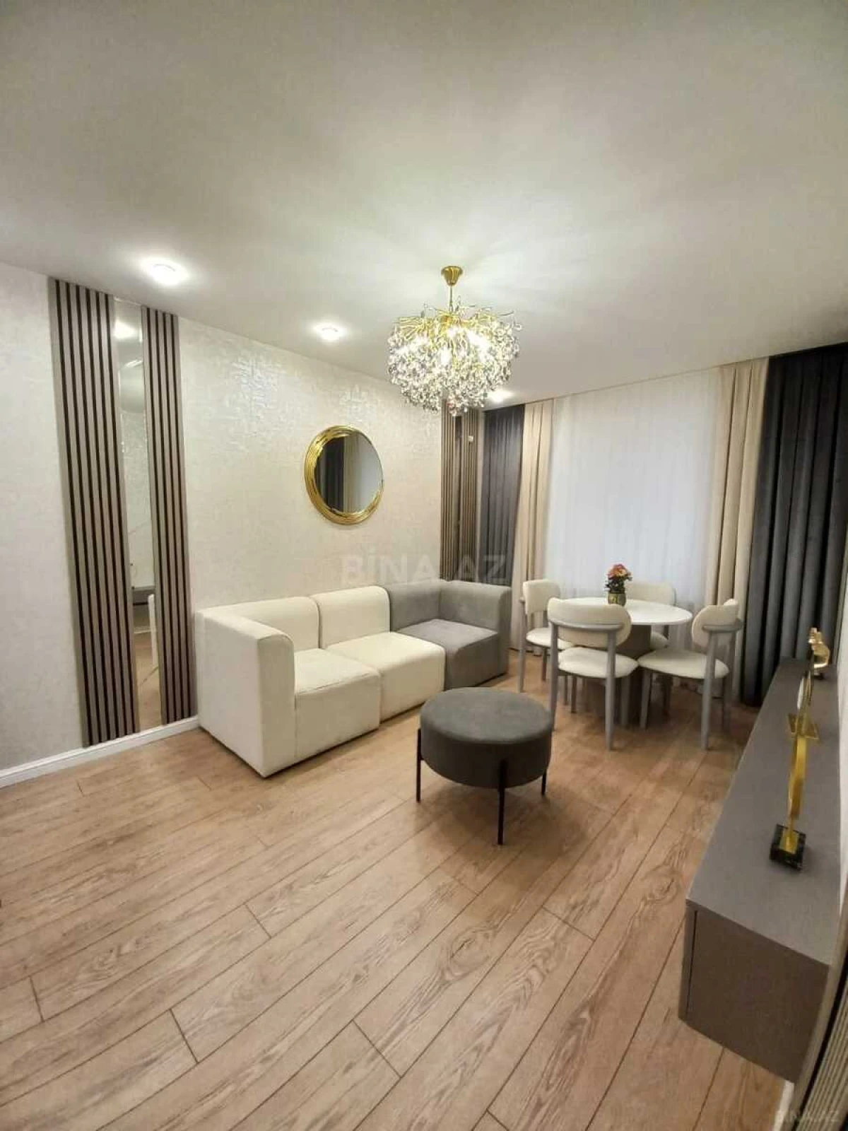 Satılır 1 otaqlı mənzil 42 m²