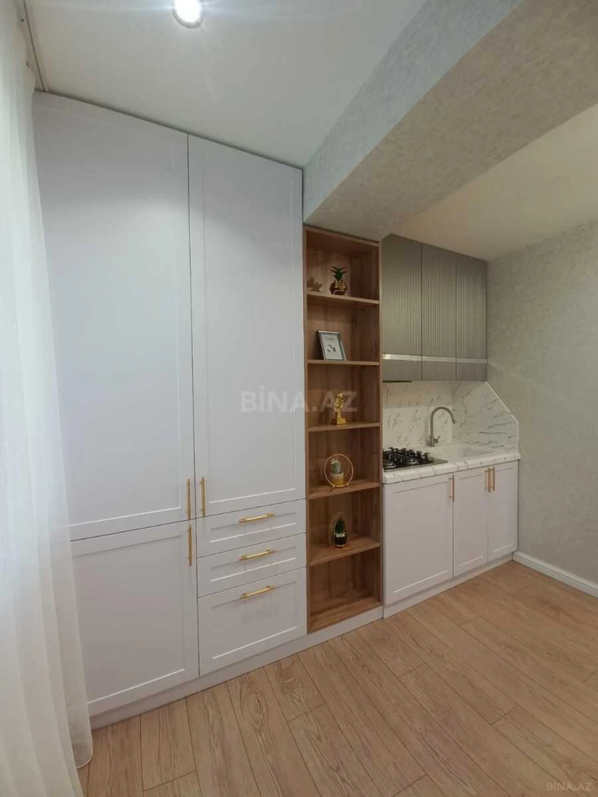 Satılır 1 otaqlı mənzil 42 m²