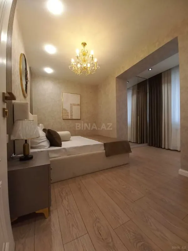 Satılır 1 otaqlı mənzil 42 m²