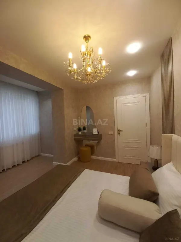 Satılır 1 otaqlı mənzil 42 m²