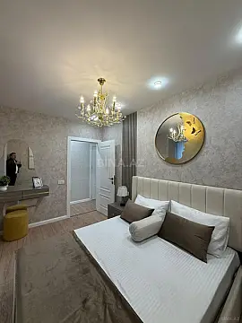 Satılır 1 otaqlı mənzil 42 m²