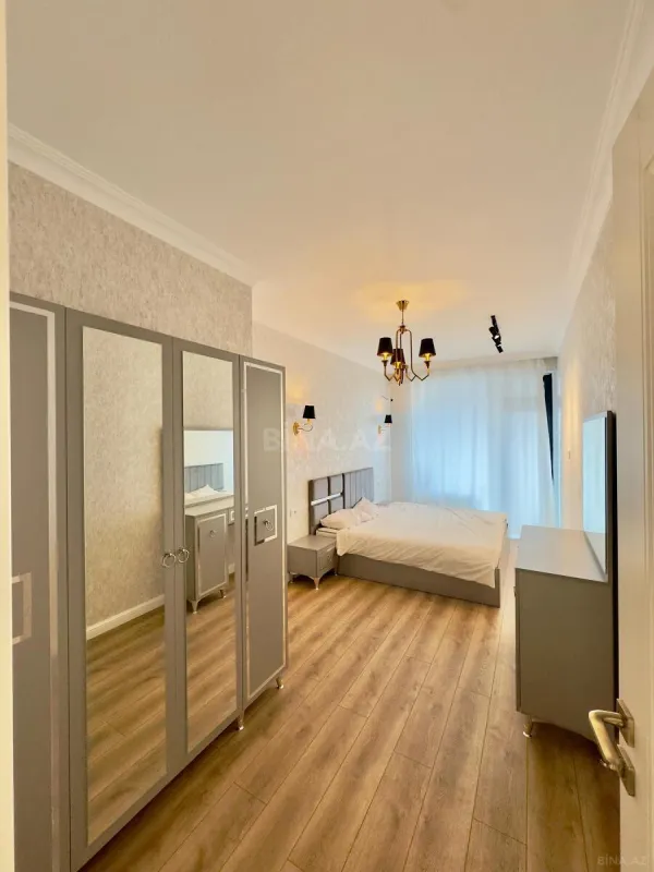 Satılır 1 otaqlı mənzil 42 m²