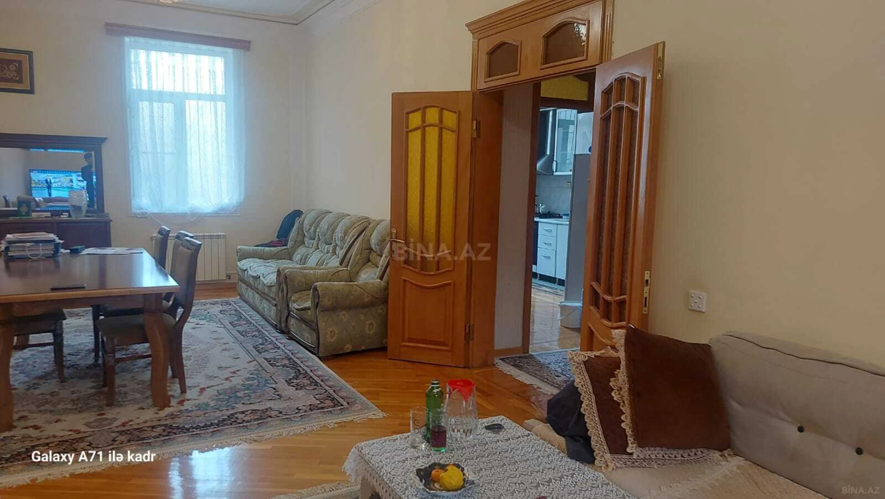 Satılır 7 otaqlı həyət evi 350 m²