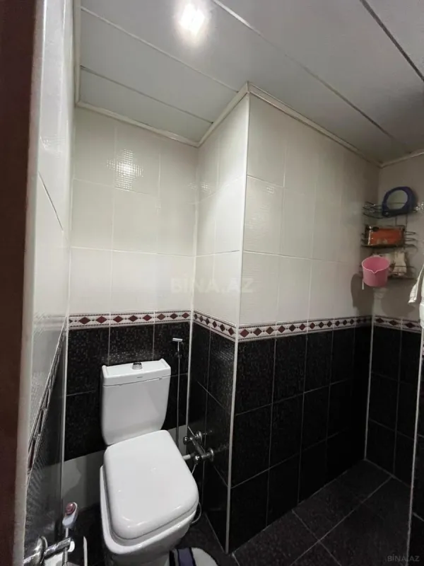 Satılır 6 otaqlı mənzil 250 m²