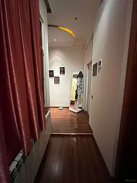 Satılır 6 otaqlı mənzil 250 m²