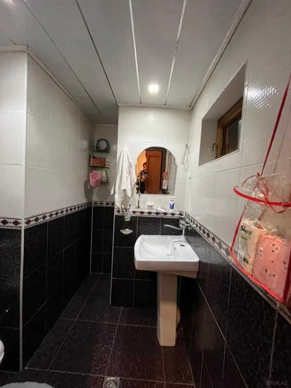 Satılır 6 otaqlı mənzil 250 m²