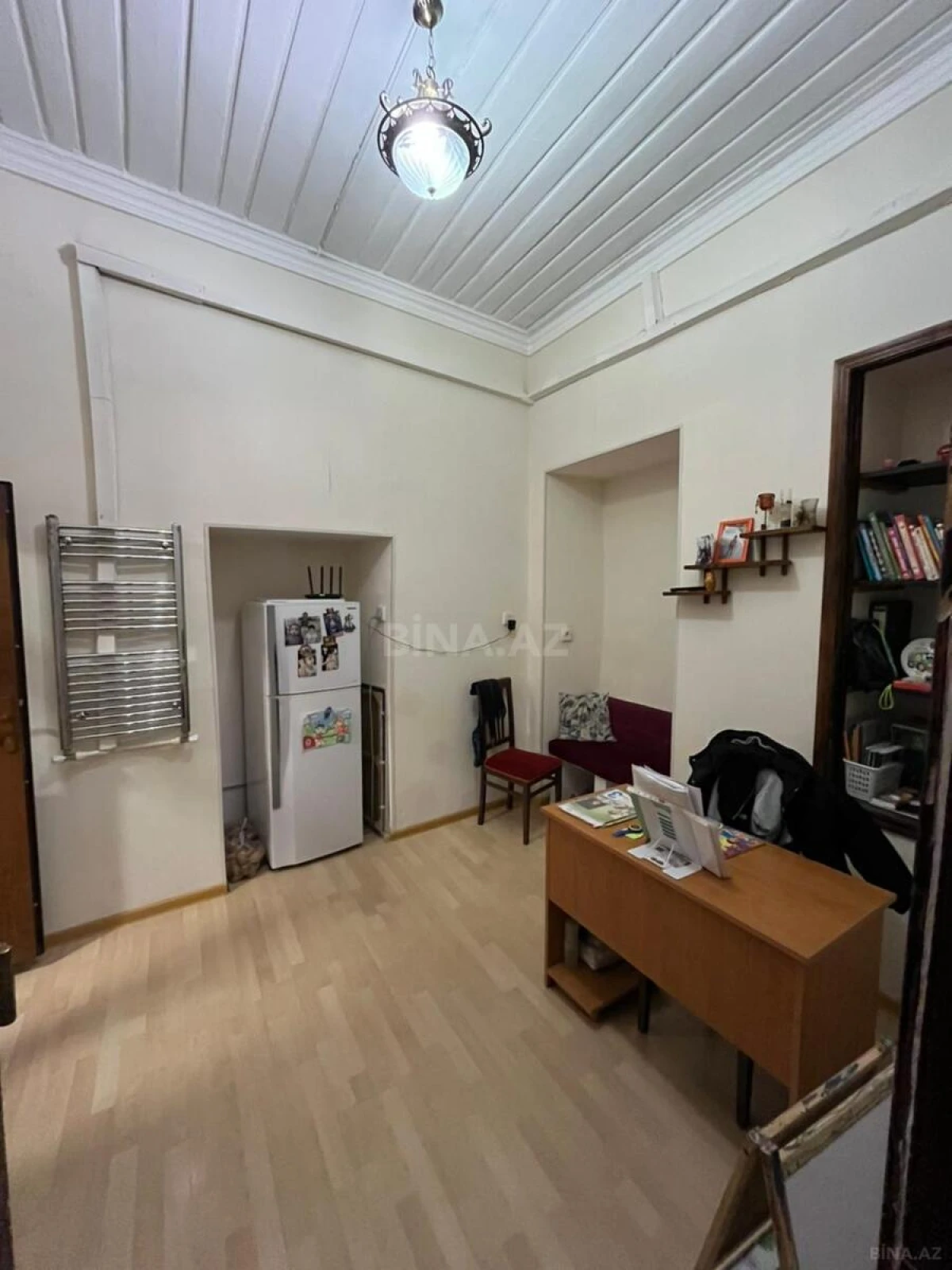Satılır 6 otaqlı mənzil 250 m²