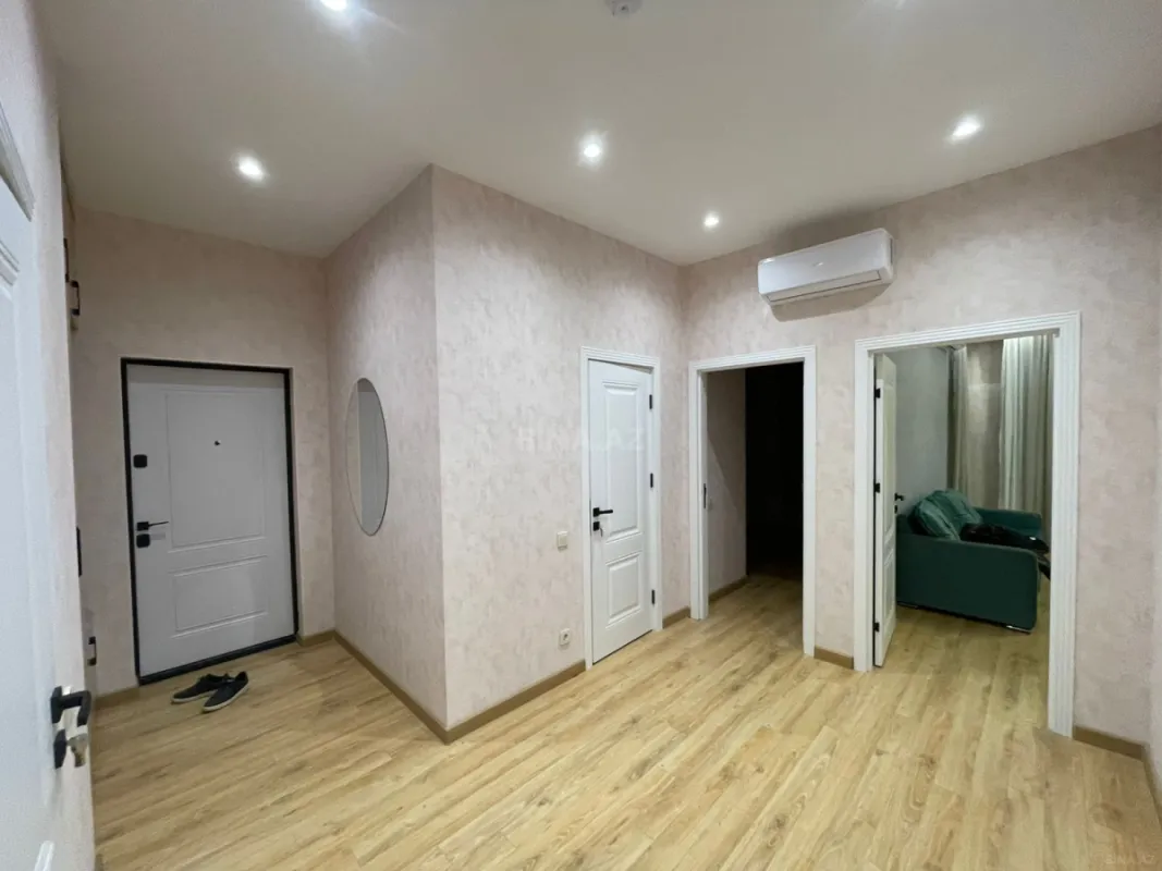 Kirayə verilir 3 otaqlı mənzil 110 m²