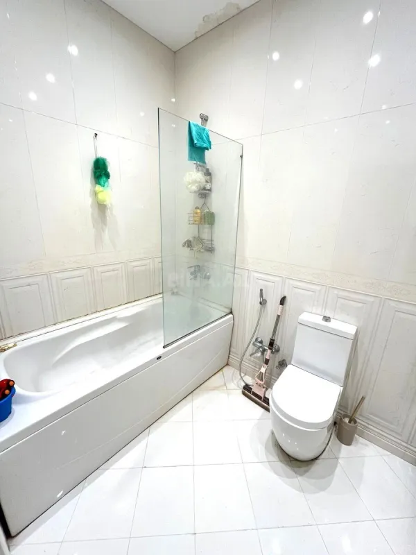 Satılır 3 otaqlı mənzil 116 m²