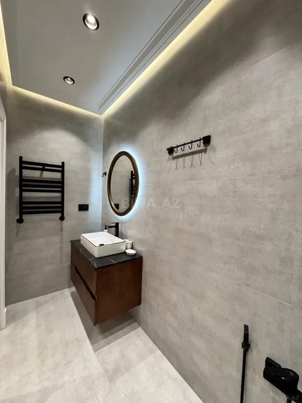 Kirayə verilir 2 otaqlı mənzil 86 m²