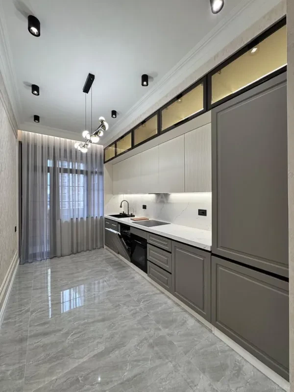 Kirayə verilir 2 otaqlı mənzil 86 m²