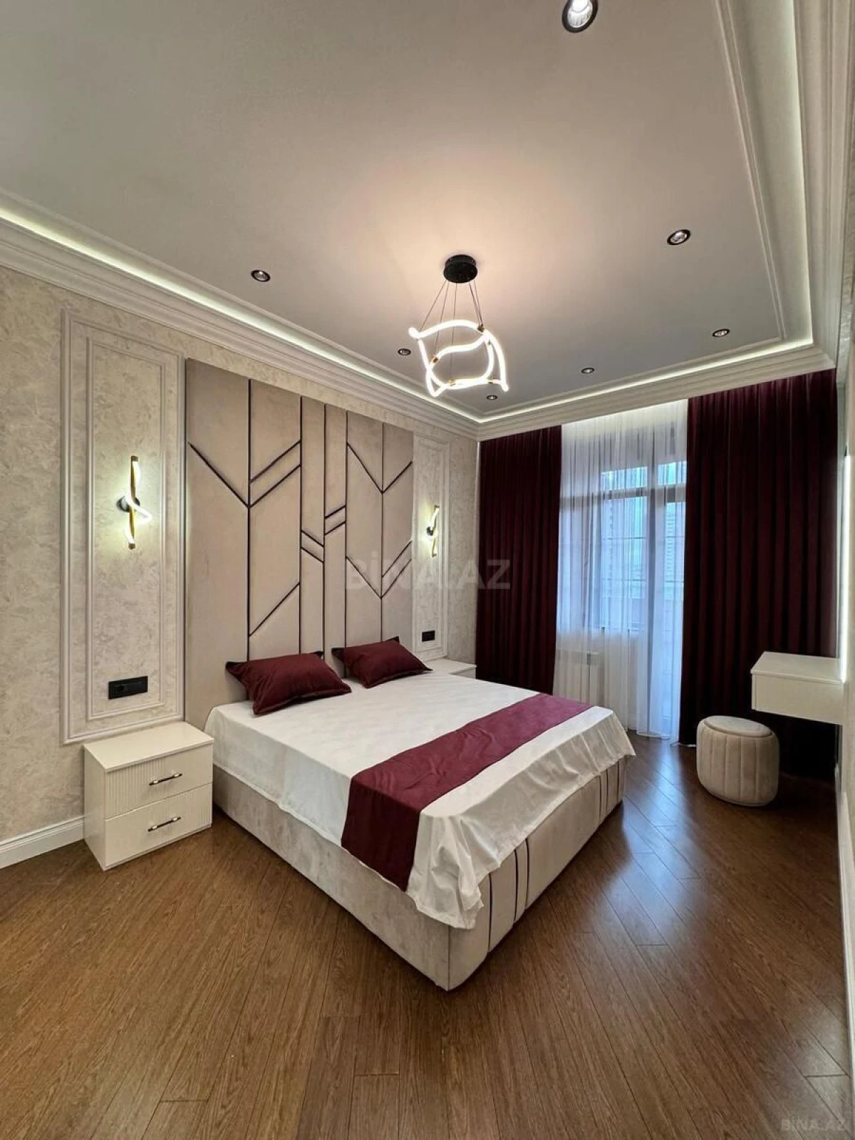 Kirayə verilir 2 otaqlı mənzil 86 m²