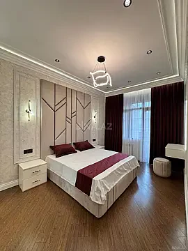 Kirayə verilir 2 otaqlı mənzil 86 m²