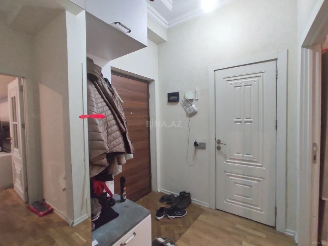 Satılır 3 otaqlı mənzil 66 m²