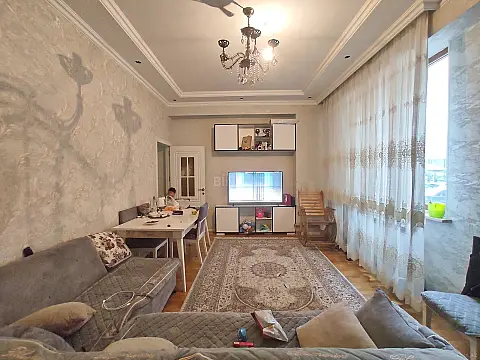 Satılır 3 otaqlı mənzil 66 m²