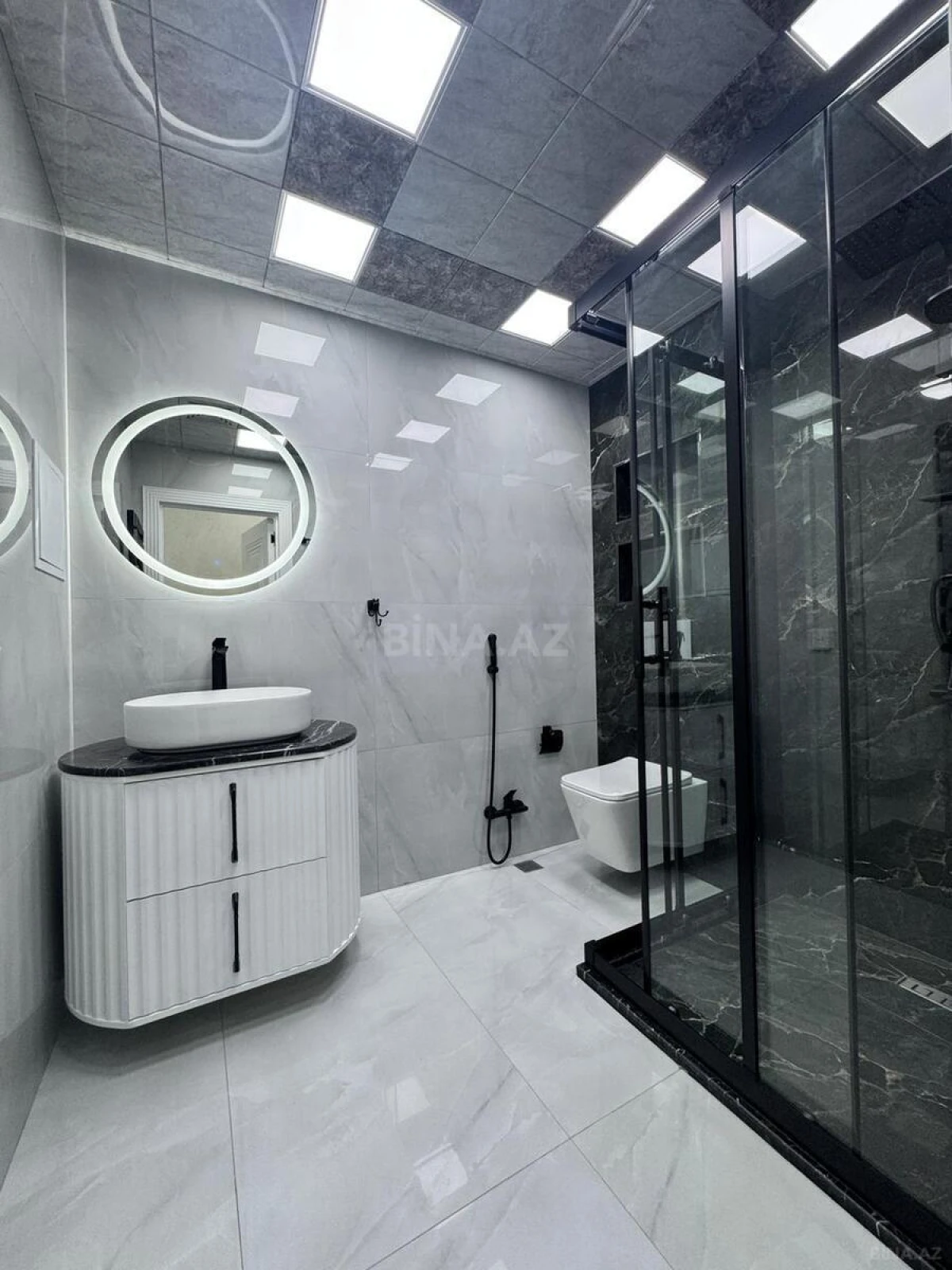 Satılır 3 otaqlı mənzil 95 m²