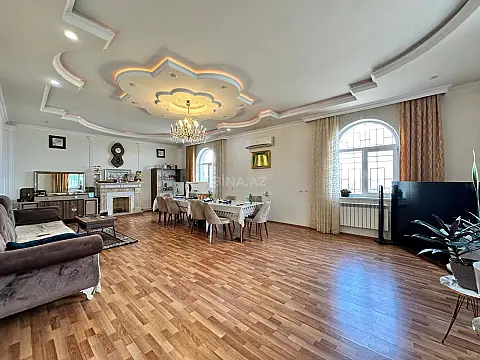 Satılır 12 otaqlı həyət evi 1200 m²