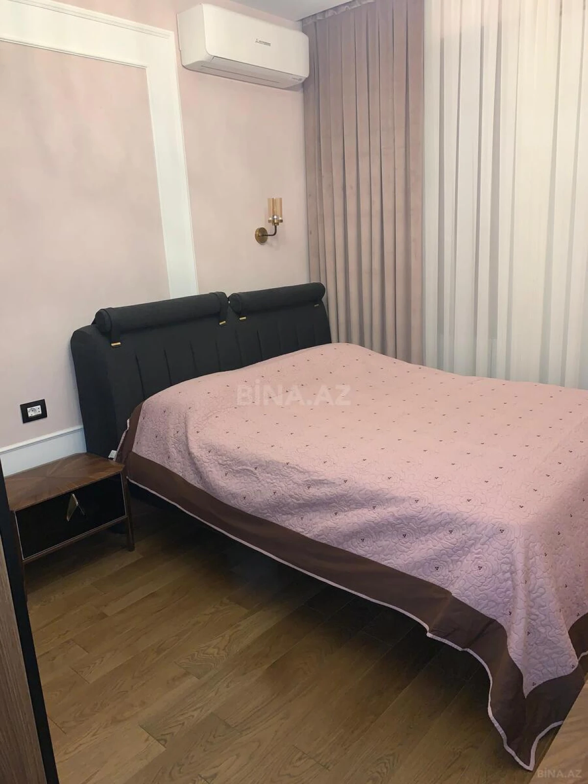 Satılır 3 otaqlı mənzil 106 m²