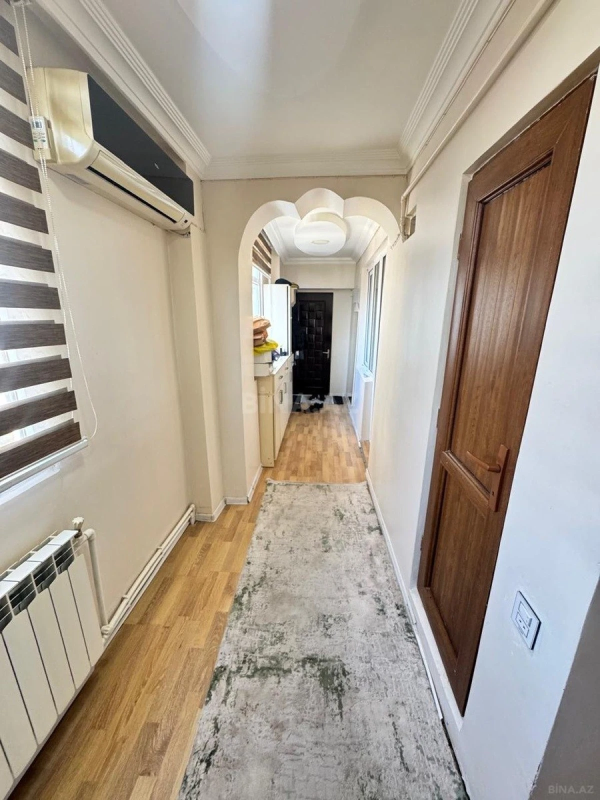 Satılır 4 otaqlı mənzil 120 m²