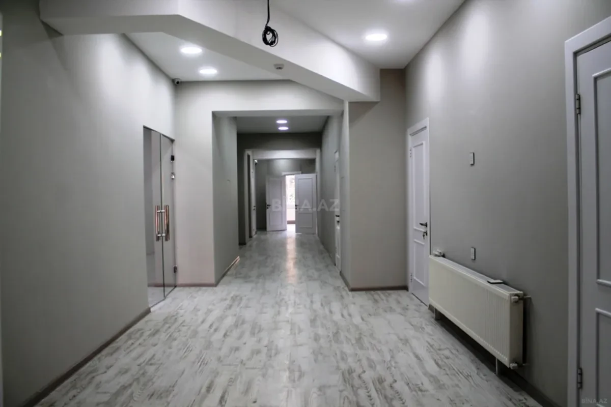 Kirayə verilir 9 otaqlı ofis 380 m²