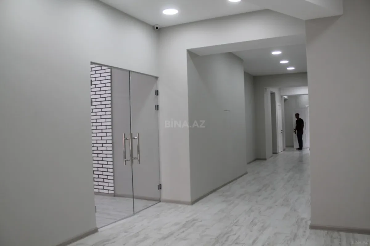 Kirayə verilir 9 otaqlı ofis 380 m²