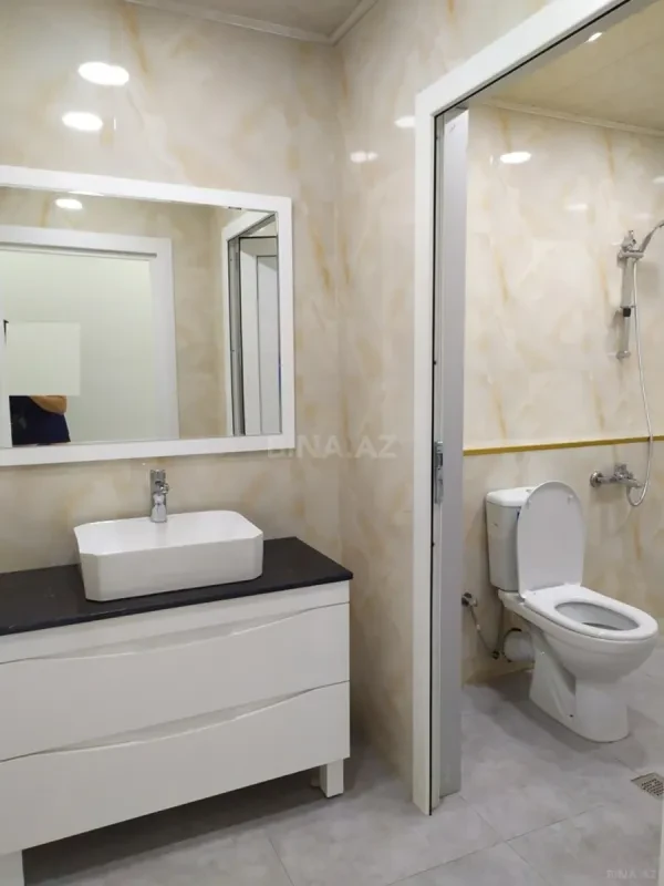 Kirayə verilir 9 otaqlı ofis 380 m²
