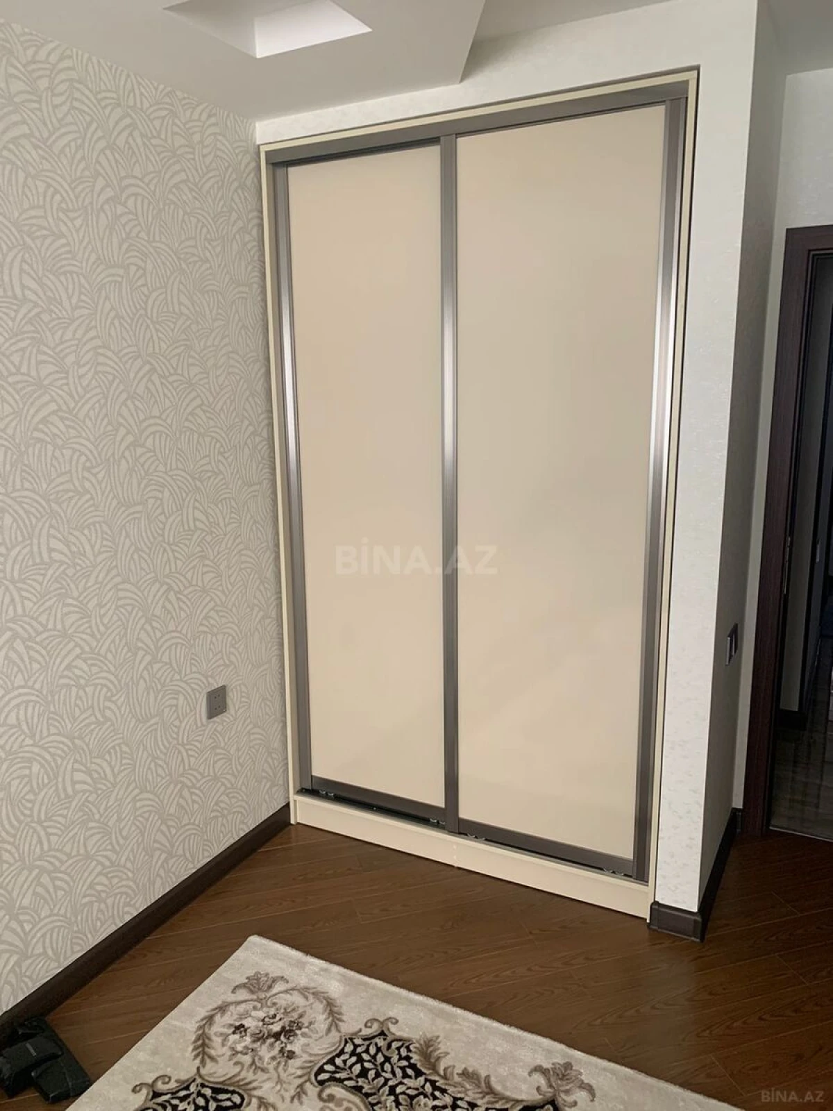 Satılır 3 otaqlı mənzil 75 m²
