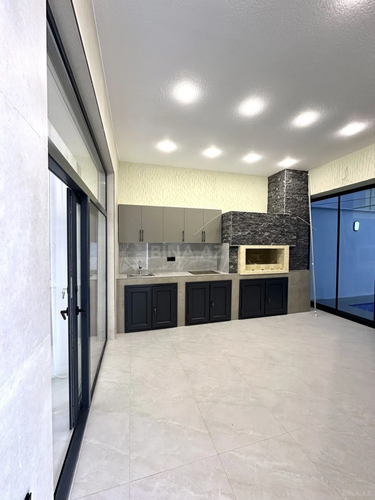 Satılır 4 otaqlı həyət evi 150 m²