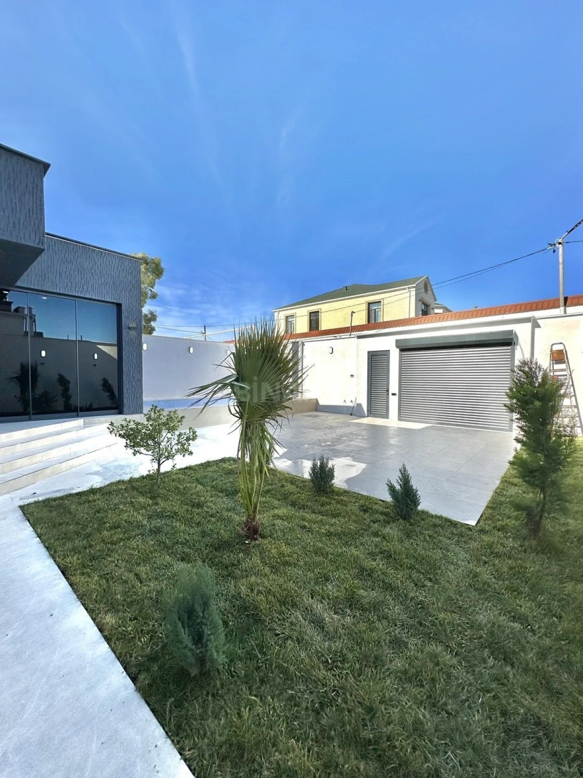 Satılır 4 otaqlı həyət evi 150 m²