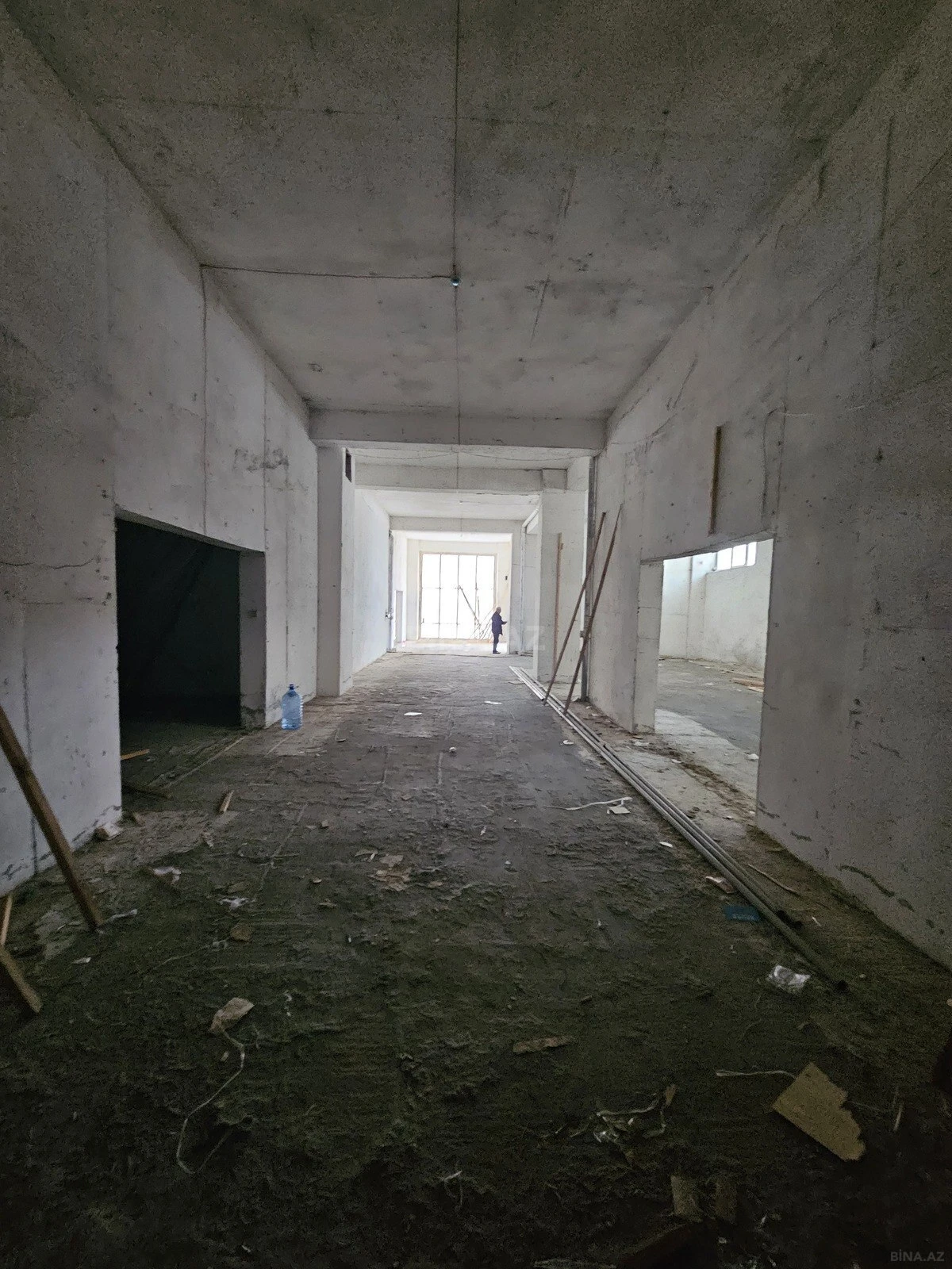 Satılır obyekt 420 m²