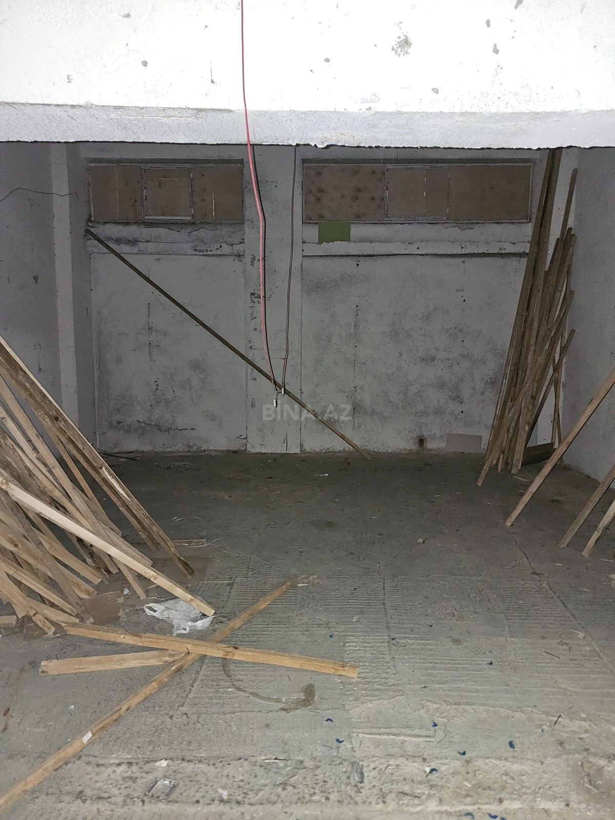 Satılır obyekt 420 m²